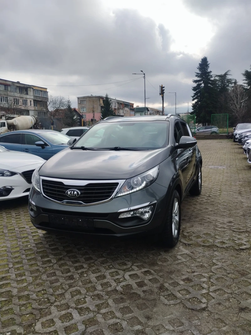 Kia Sportage 2.0 benzin navigation automatic 4* 4, снимка 3 - Автомобили и джипове - 53292517