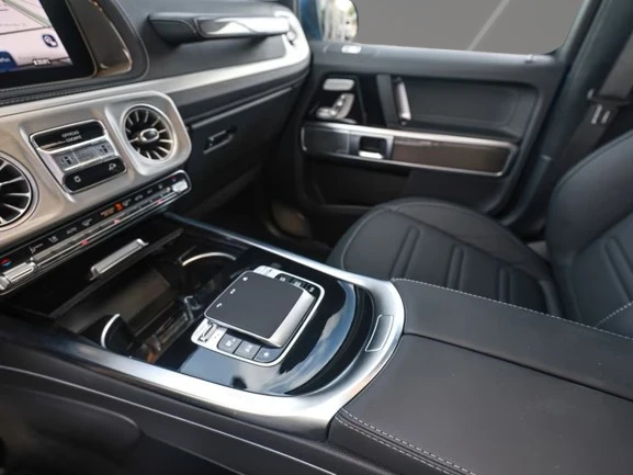 Mercedes-Benz G 580 EQ = AMG Line = Night Package II Гаранция, снимка 9 - Автомобили и джипове - 55802266