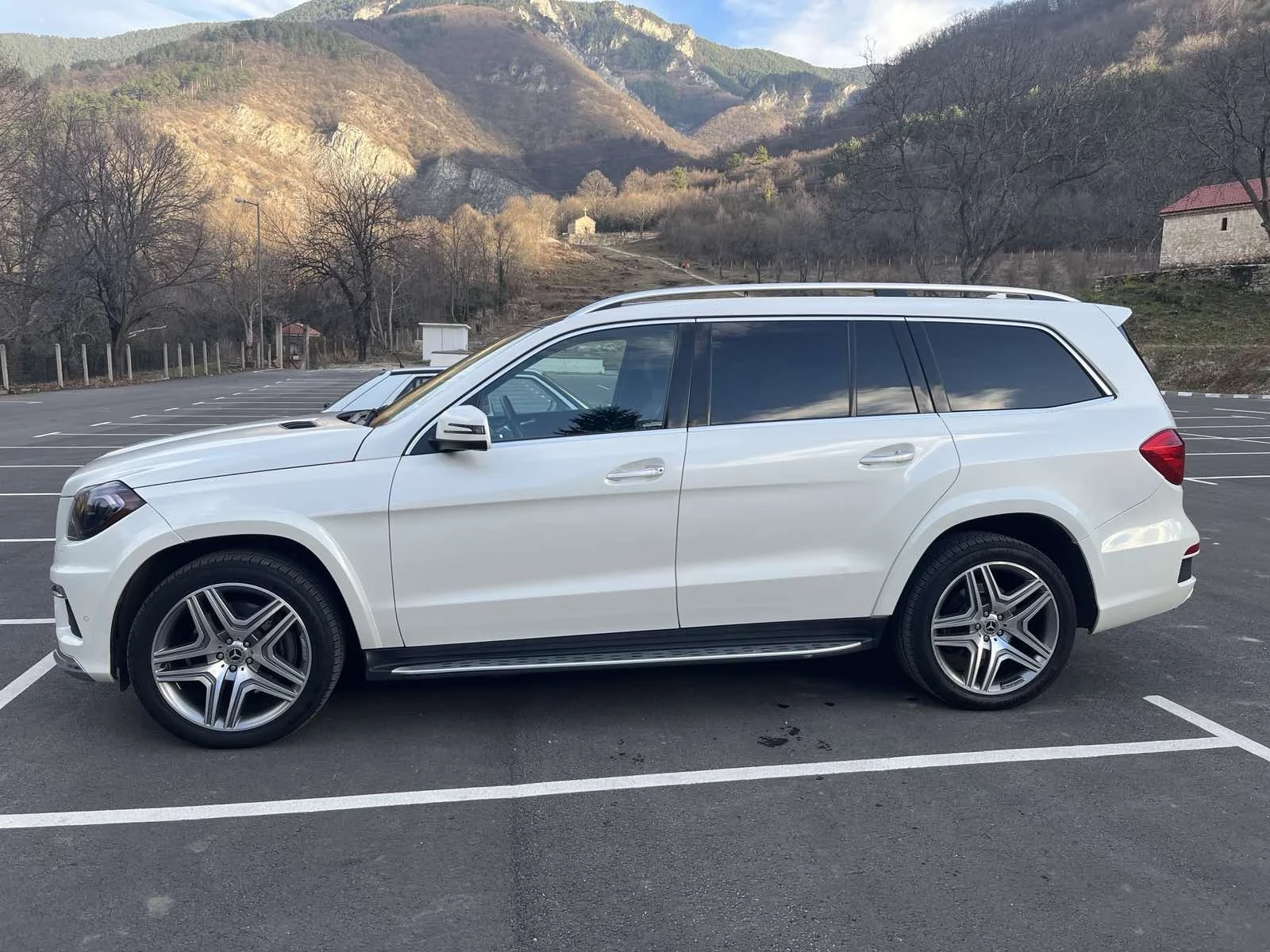 Mercedes-Benz GL 350  - изображение 6