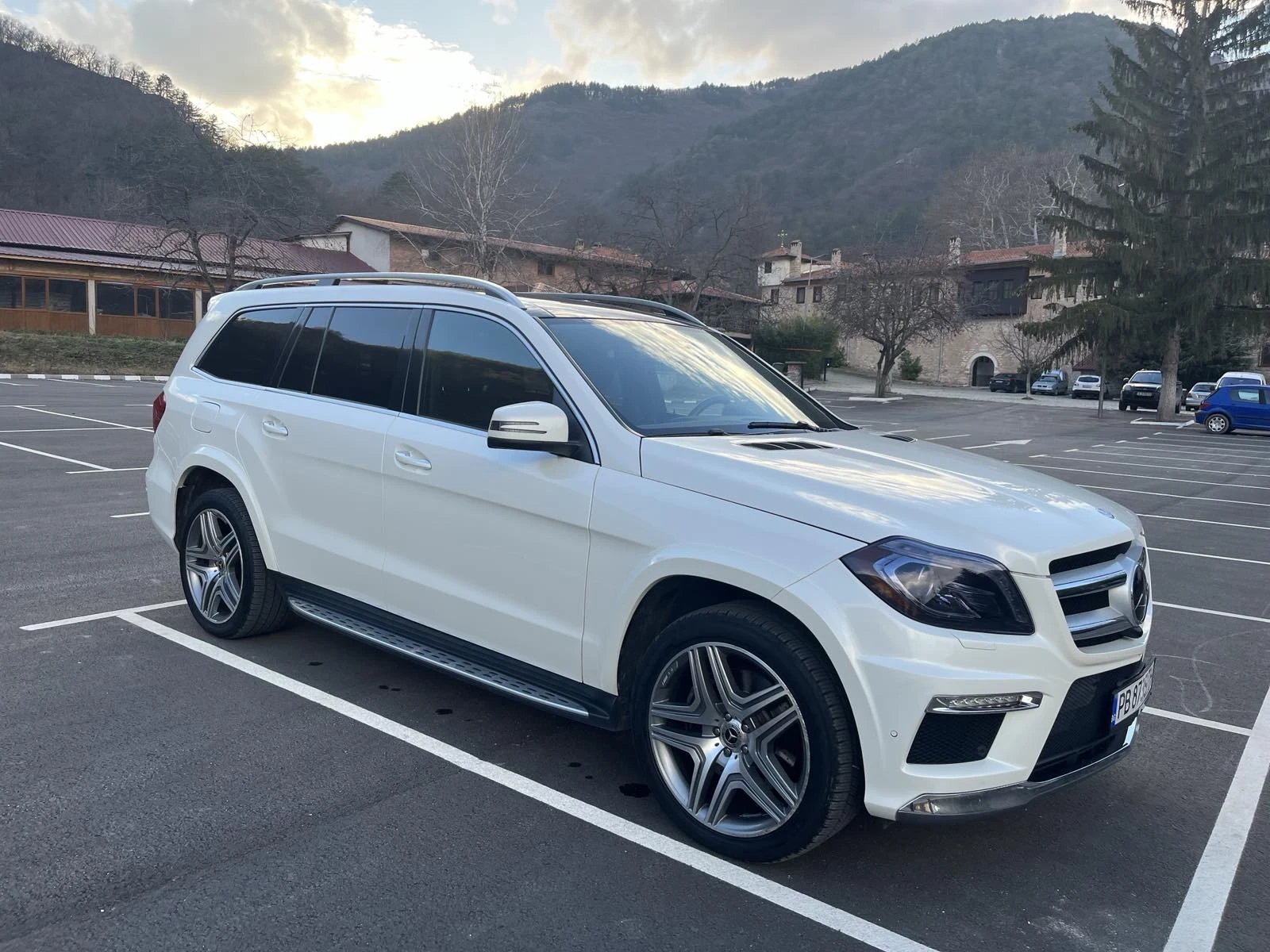 Mercedes-Benz GL 350  - изображение 9
