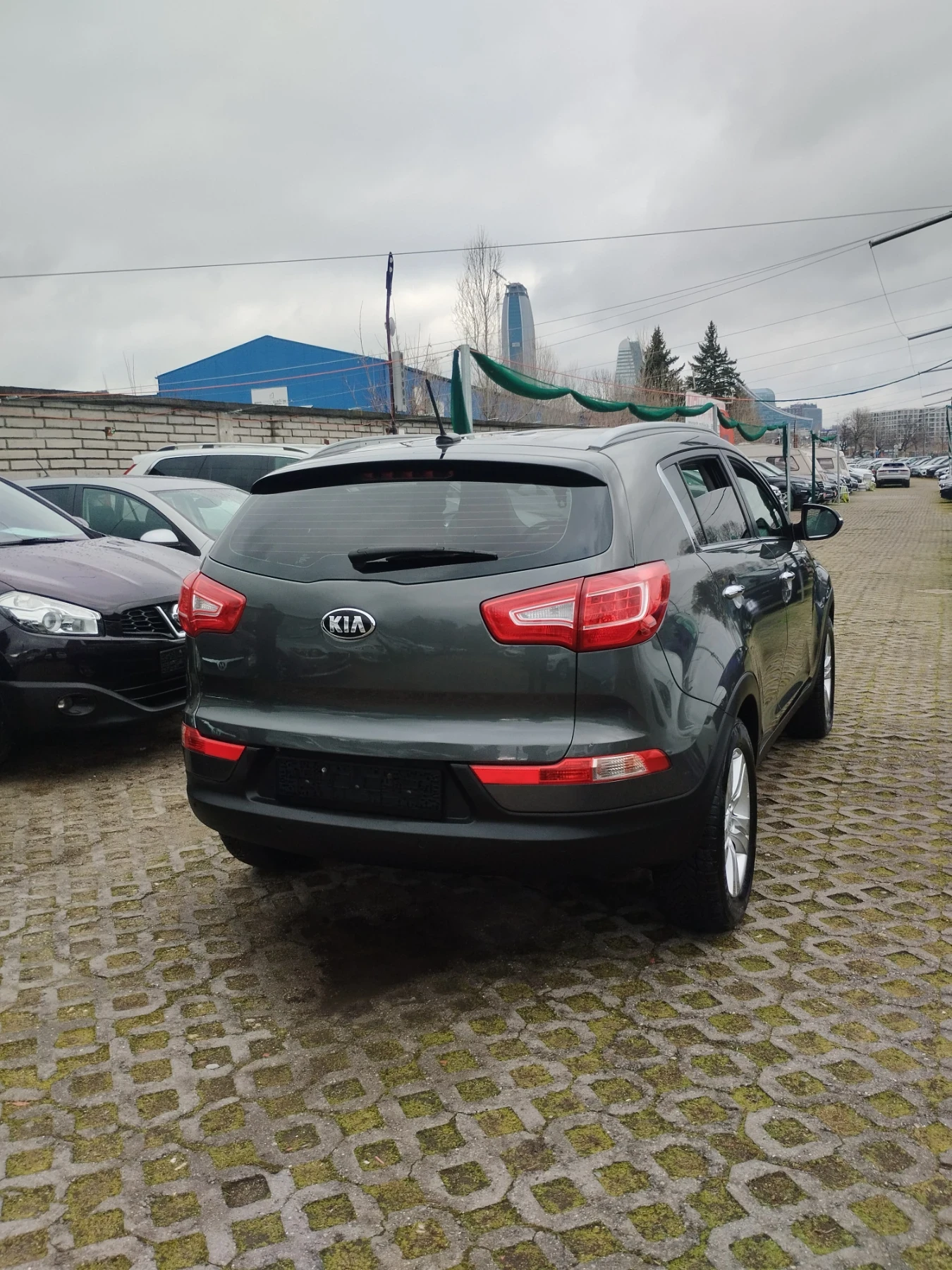 Kia Sportage 2.0 benzin navigation automatic 4* 4 - изображение 6