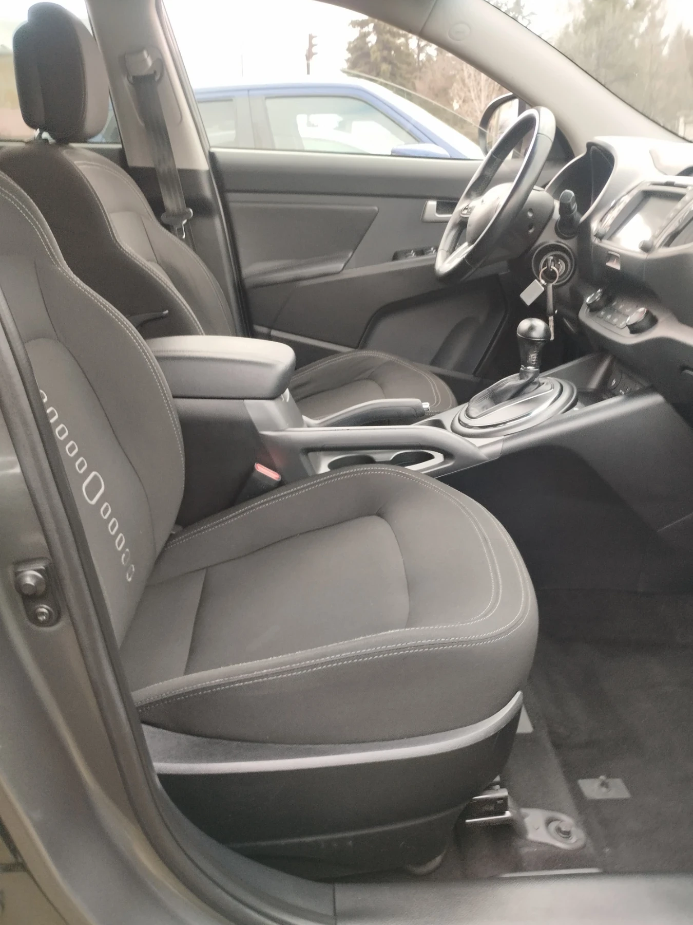 Kia Sportage 2.0 benzin navigation automatic 4* 4 - изображение 10