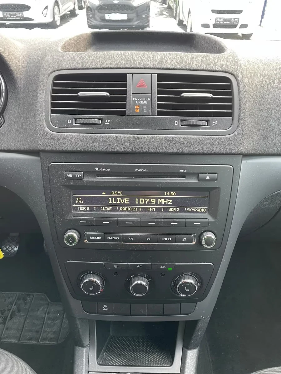 Skoda Yeti, снимка 7 - Автомобили и джипове - 53713646