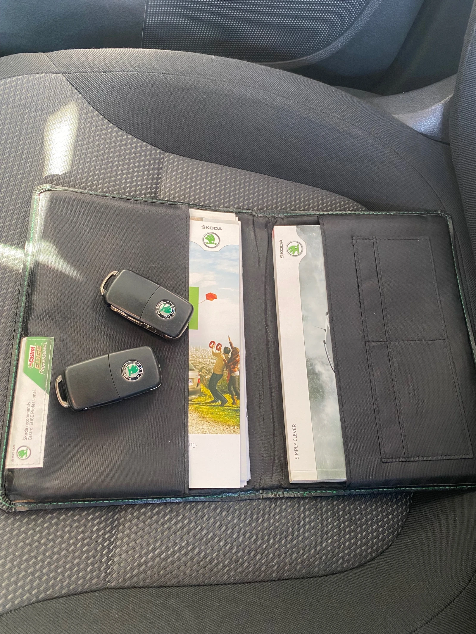 Skoda Yeti, снимка 12 - Автомобили и джипове - 53713646