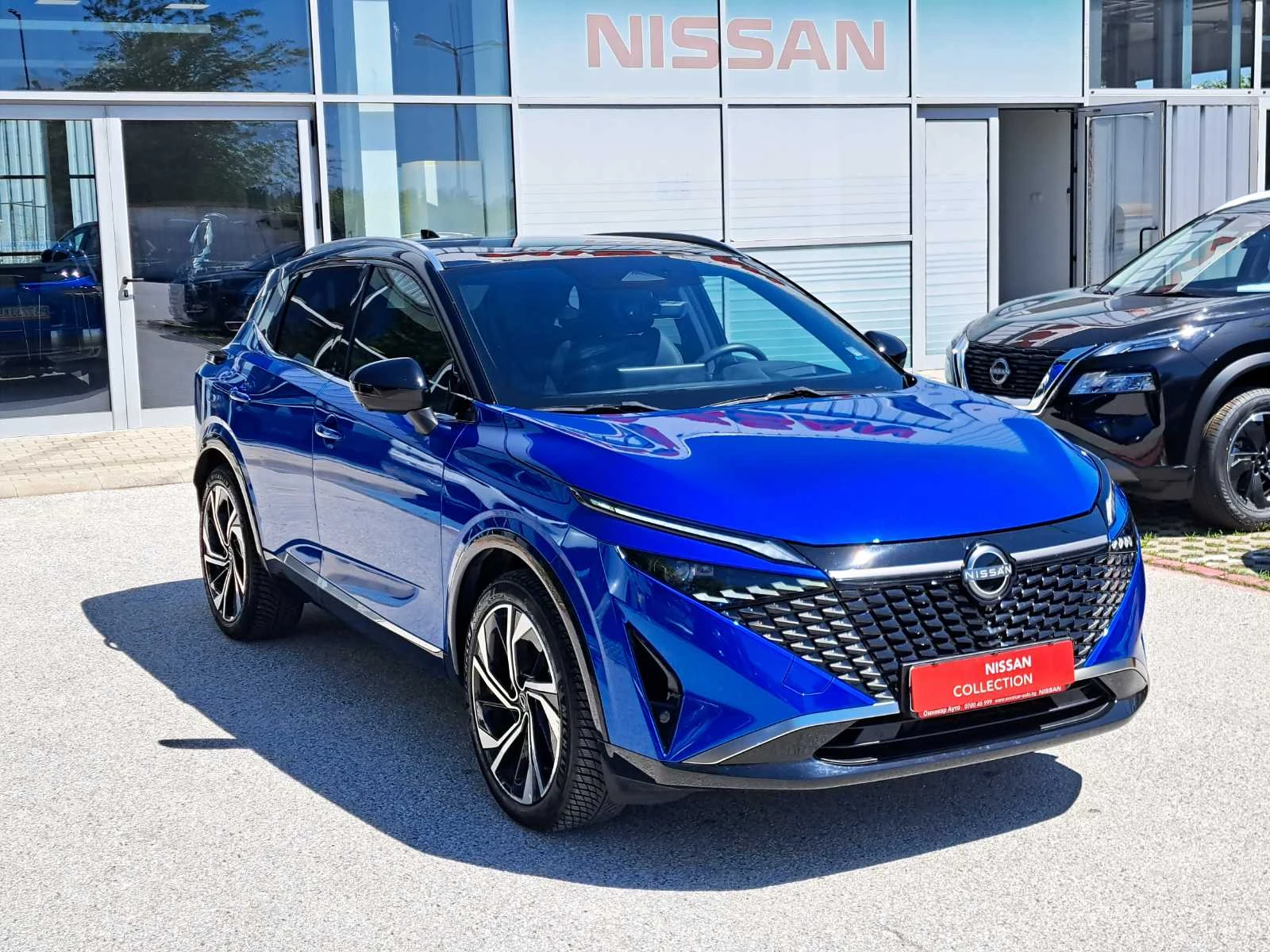 Nissan Qashqai 1.3 DiG-T HO 4x4 CVT Tekna Plus, снимка 2 - Автомобили и джипове - 55102298