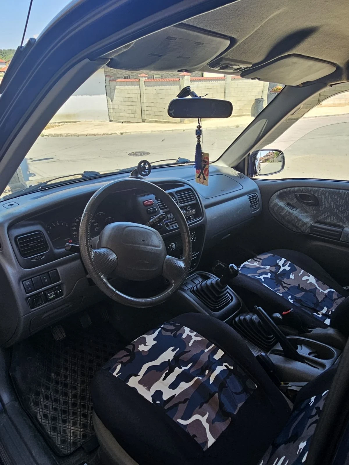 Suzuki Grand vitara, снимка 5 - Автомобили и джипове - 55386827