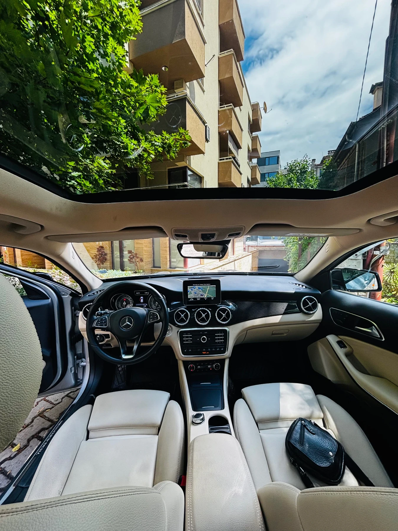 Mercedes-Benz GLA 250 4Matic Първи собственик, снимка 9 - Автомобили и джипове - 55432834
