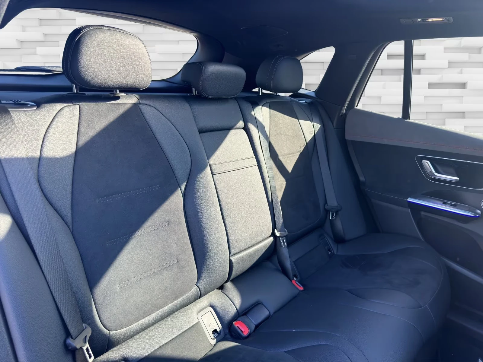 Mercedes-Benz EQE SUV 300 AMG/245HP/PANO/360/HUD/BURM/MEMO/727z, снимка 12 - Автомобили и джипове - 55583954