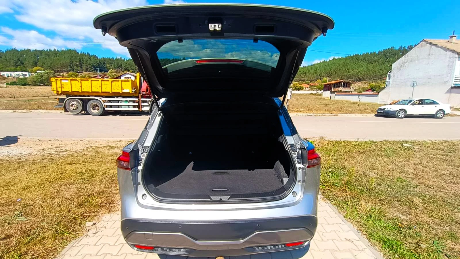 Nissan Qashqai 1.5 e-POWER N-Connecta, снимка 11 - Автомобили и джипове - 56118394