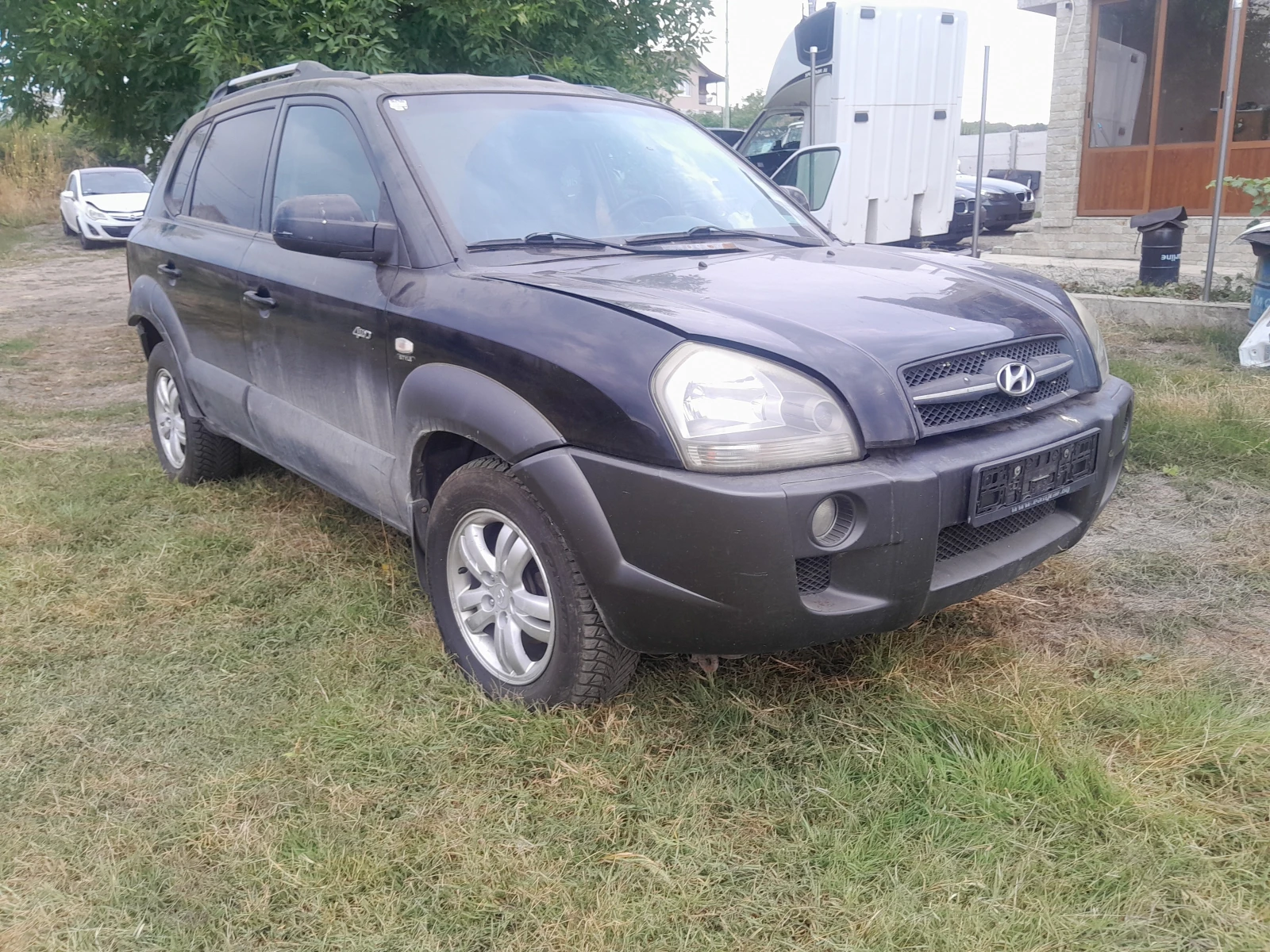 Hyundai Tucson 2.0CRDI НА ЧАСТИ!, снимка 2 - Автомобили и джипове - 56160900