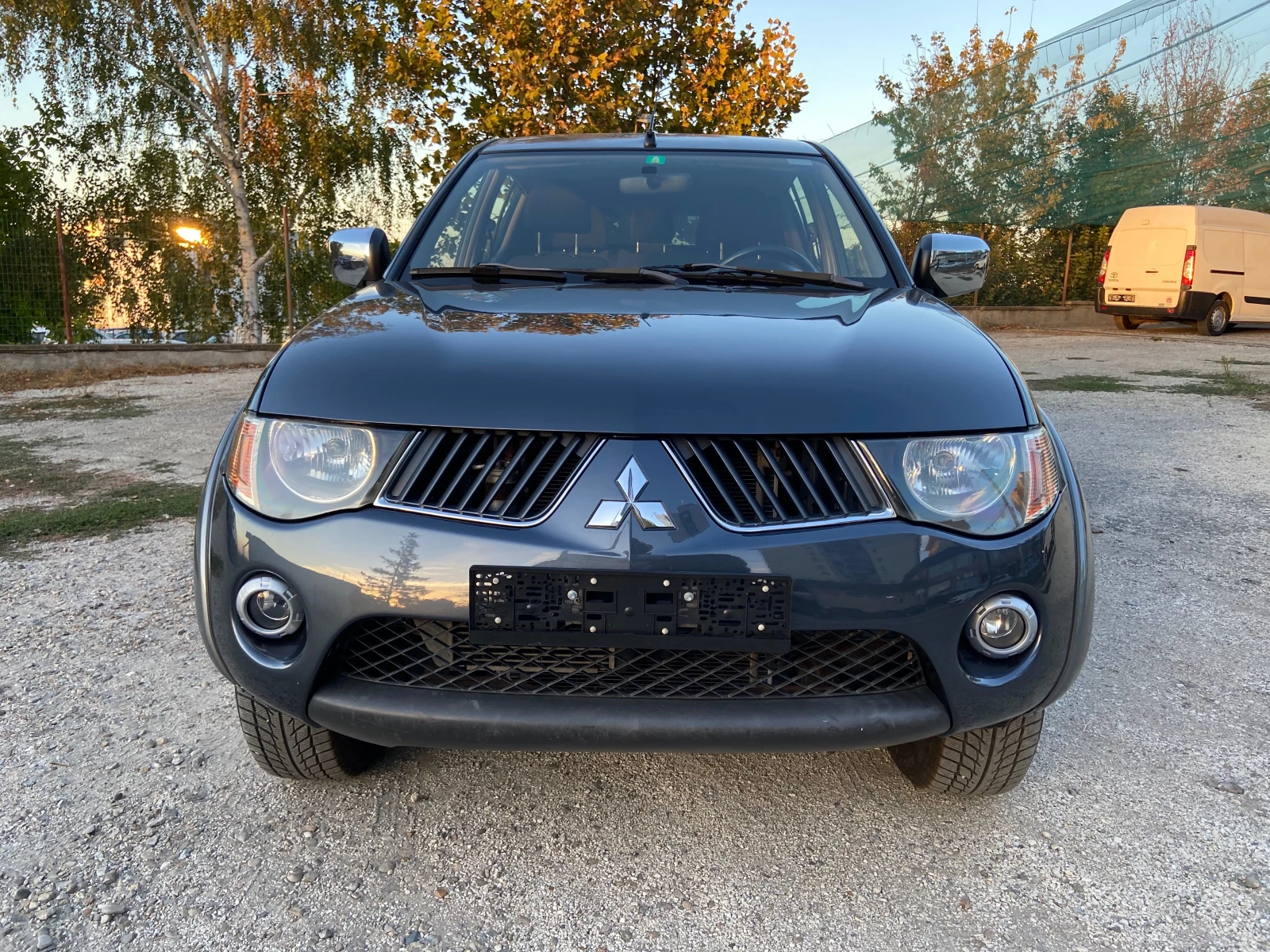 Mitsubishi L200 2.5 DID 4X4 ��������� | Mobile.bg � ����������� 8