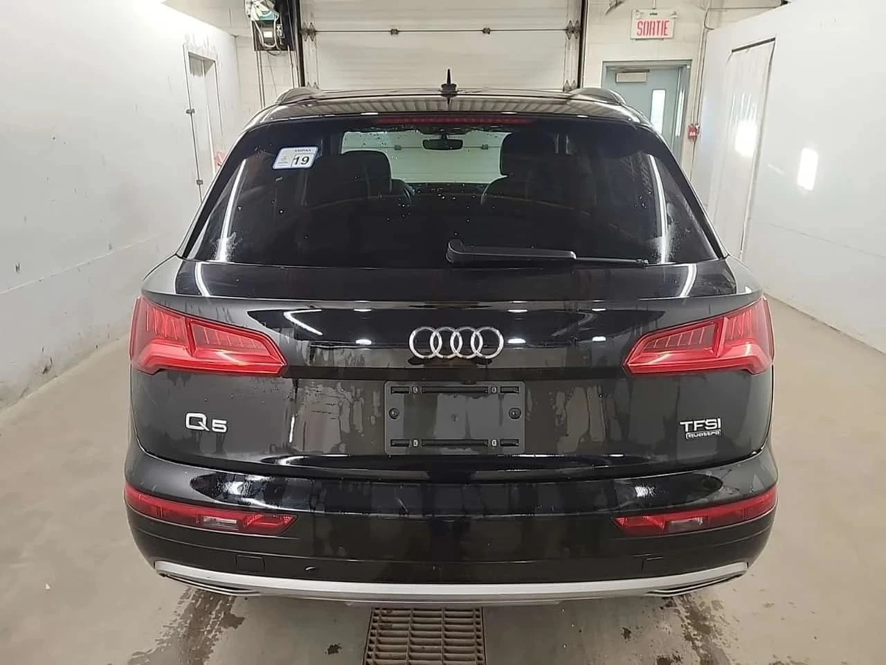 Audi Q5, снимка 17 - Автомобили и джипове - 56685873