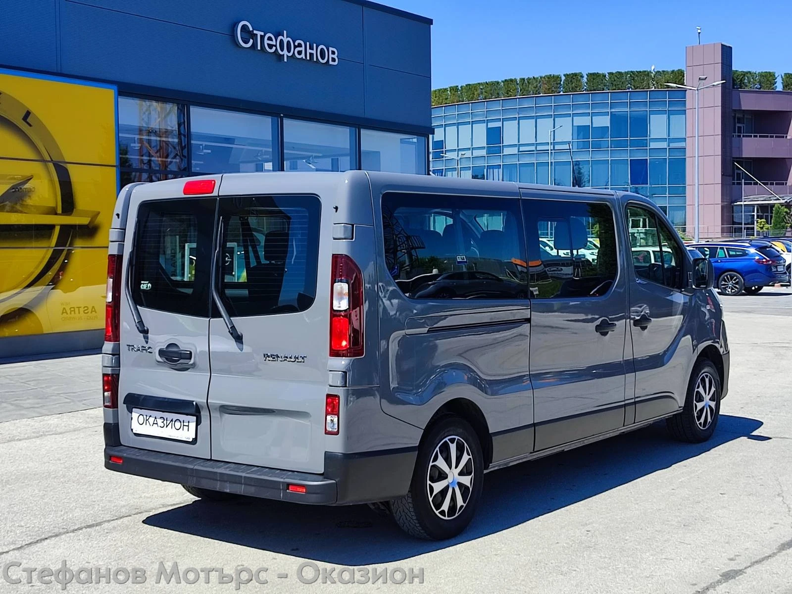 Renault Trafic 8 1 PASSENGER L2H1 1.6 dCi (120hp) MT6 - изображение 8