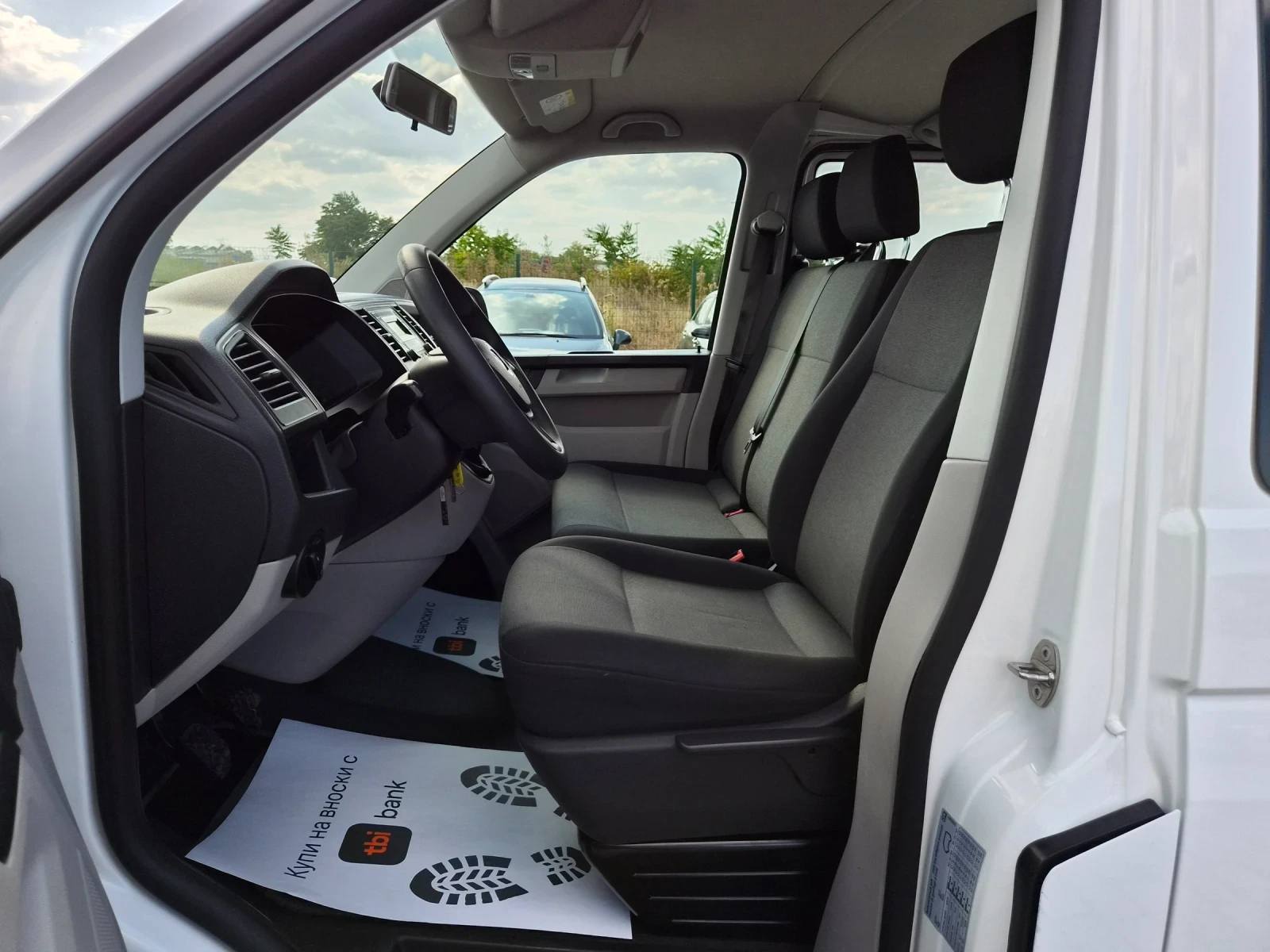 VW Transporter 2.0TDI 8+ 1 места ЕВРО 6, снимка 10 - Бусове и автобуси - 55928132