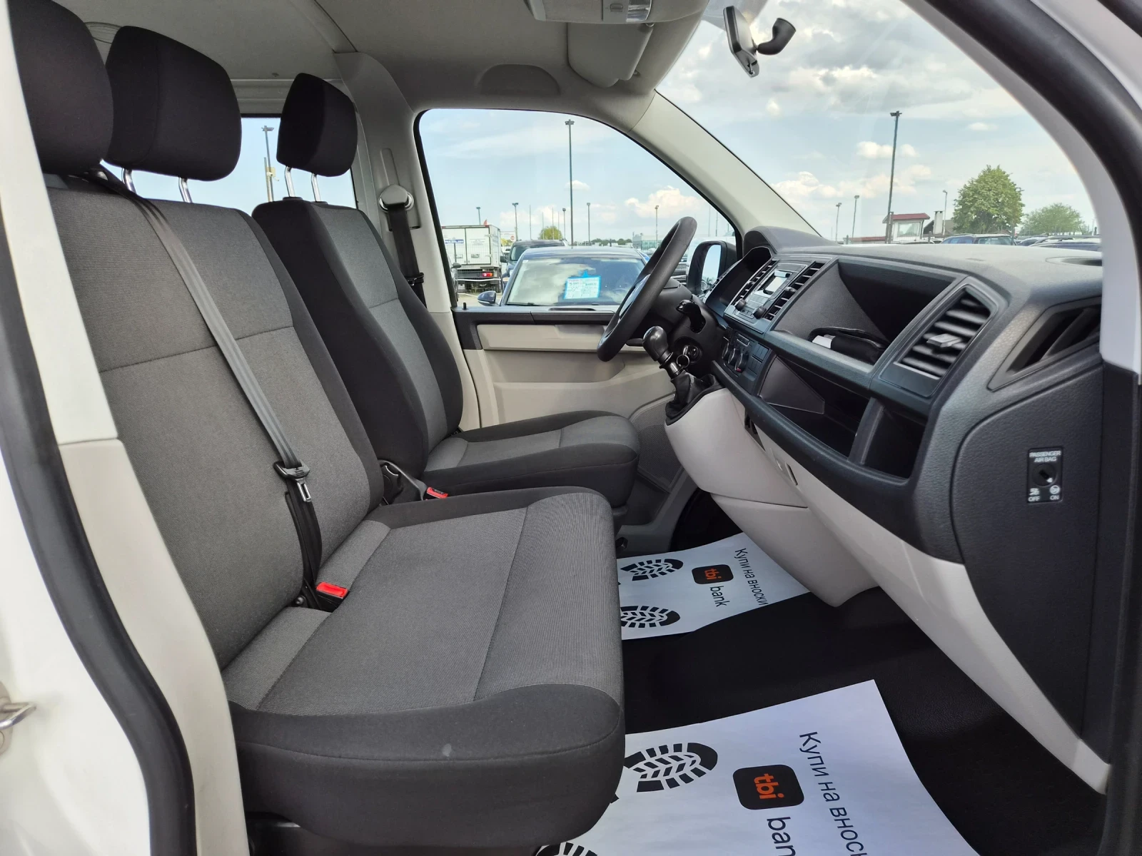 VW Transporter 2.0TDI 8+ 1 места ЕВРО 6, снимка 11 - Бусове и автобуси - 55928132