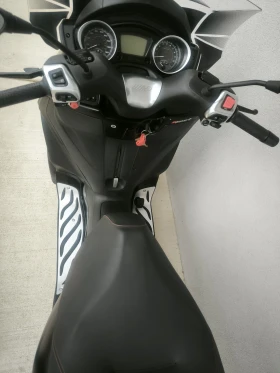 Piaggio Mp3 300ie HPE LT, ABS/ASR, 2021 година, ЛИЗИНГ, снимка 5