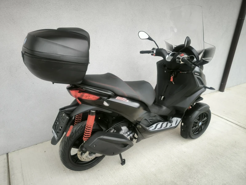 Piaggio Mp3 300ie HPE LT, ABS/ASR, 2021 година , снимка 3 - Мотоциклети и мототехника - 50402751