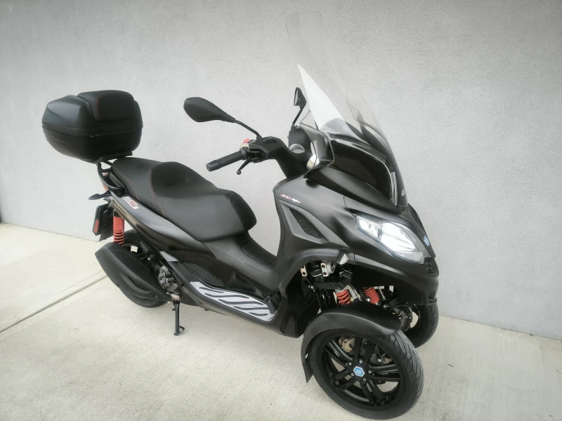 Piaggio Mp3 300ie HPE LT, ABS/ASR, 2021 година , снимка 2 - Мотоциклети и мототехника - 50402751