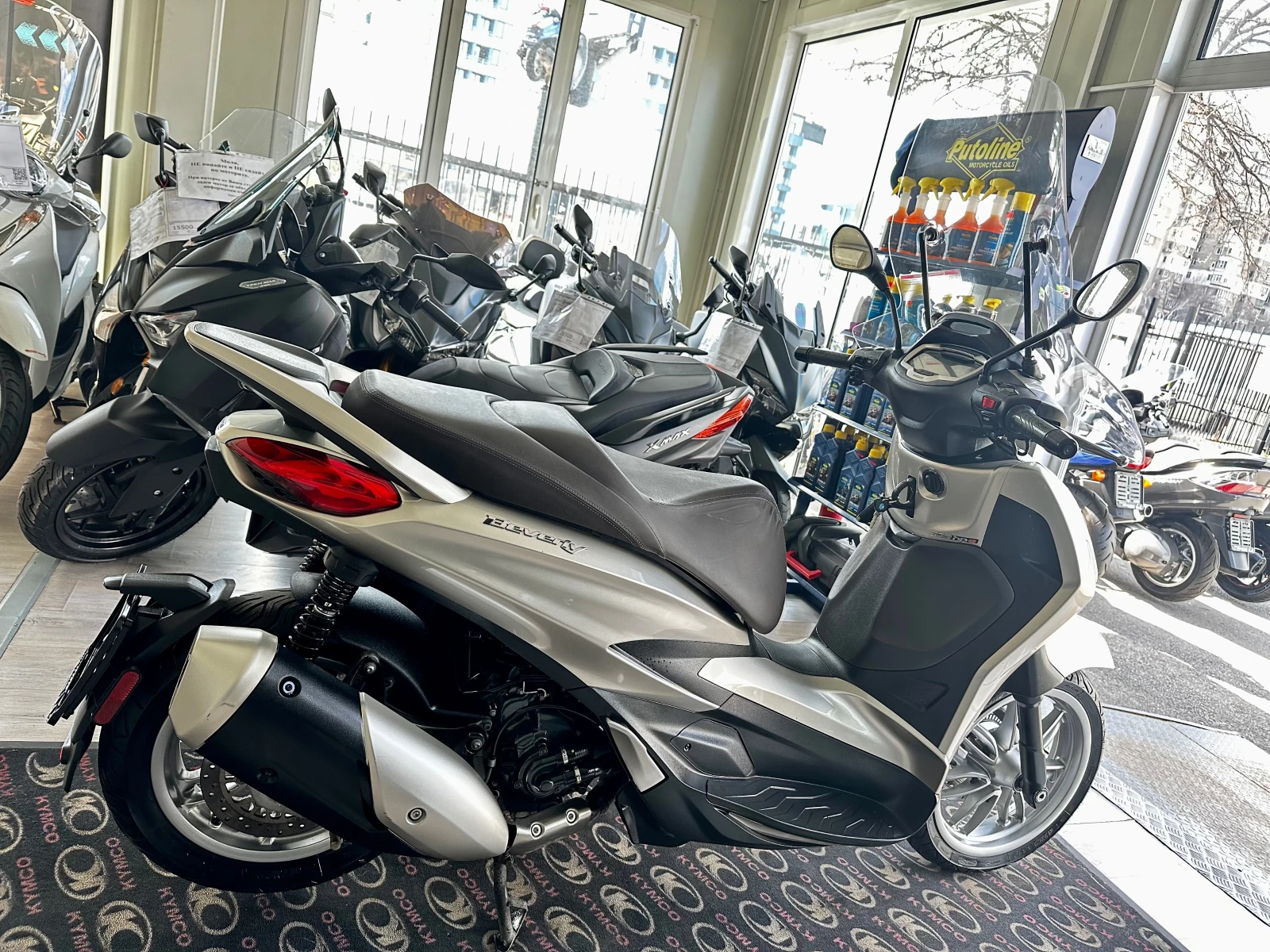 Piaggio Beverly 300hpe 12.2021.  | Mobile.bg   13