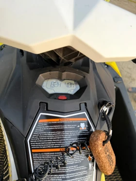 Джет Bombardier Sea Doo Spark 90ps 82 часа работа, снимка 2