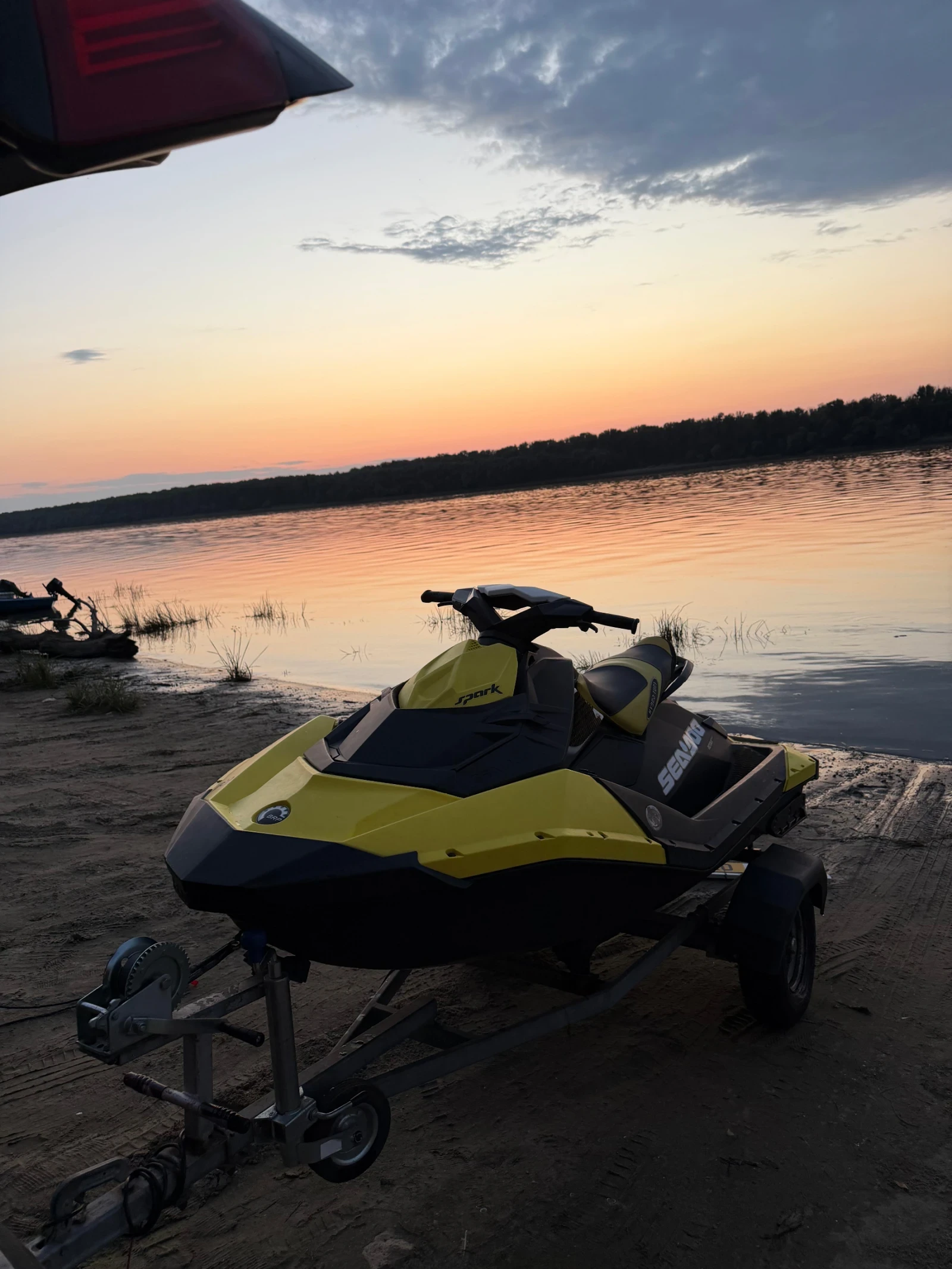 Джет Bombardier Sea Doo Spark 90ps 82 часа работа, снимка 9 - Воден транспорт - 55590666