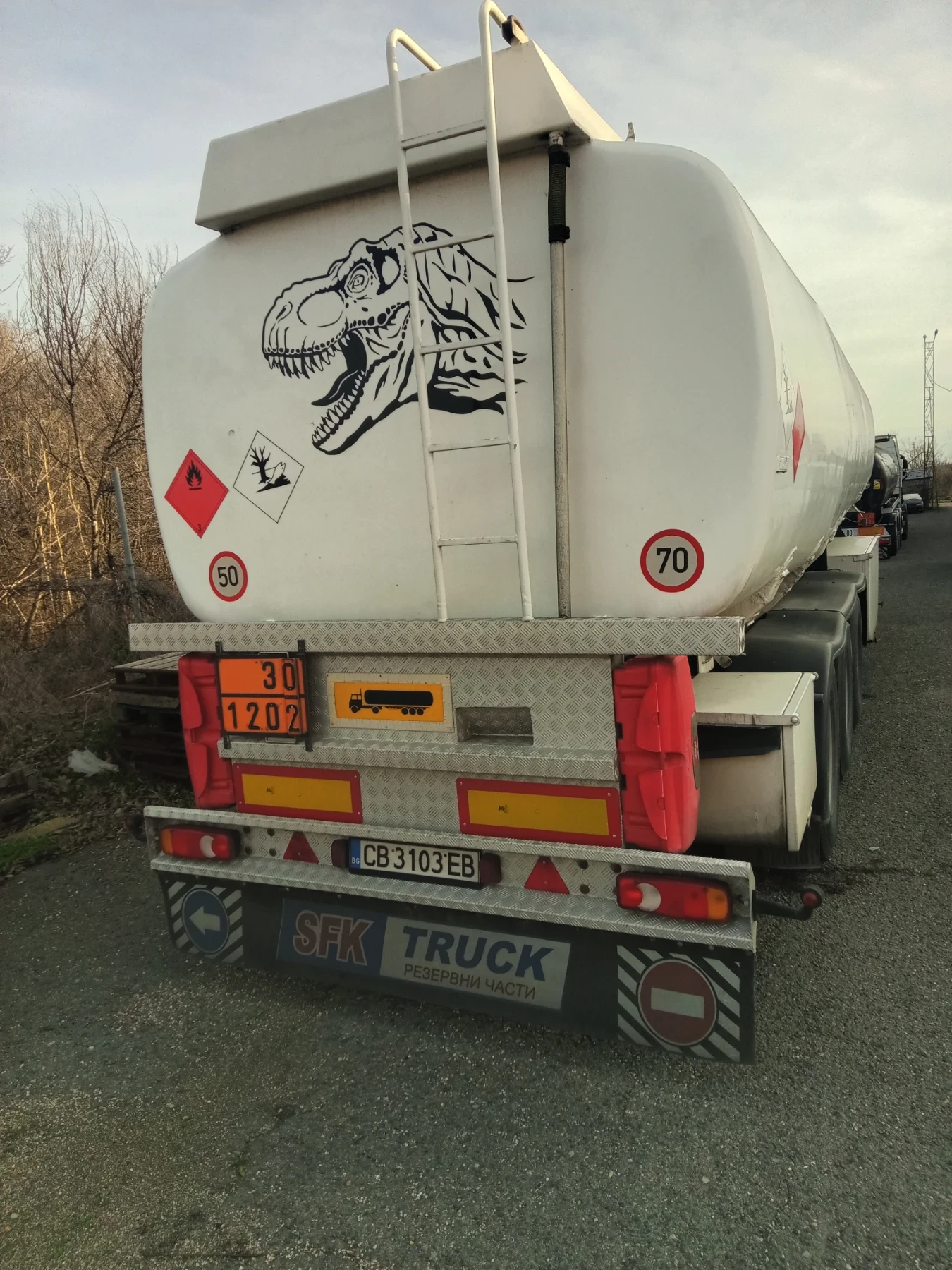 ����������� LAG | Mobile.bg � ����������� 3