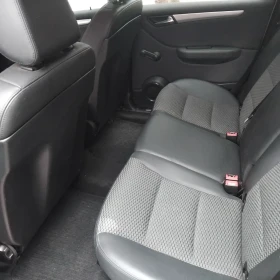 Mercedes-Benz B 200, снимка 16