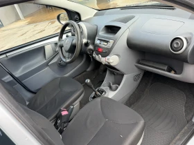 Toyota Aygo - 2500 € / 4889.57 лв. - 77373640 9