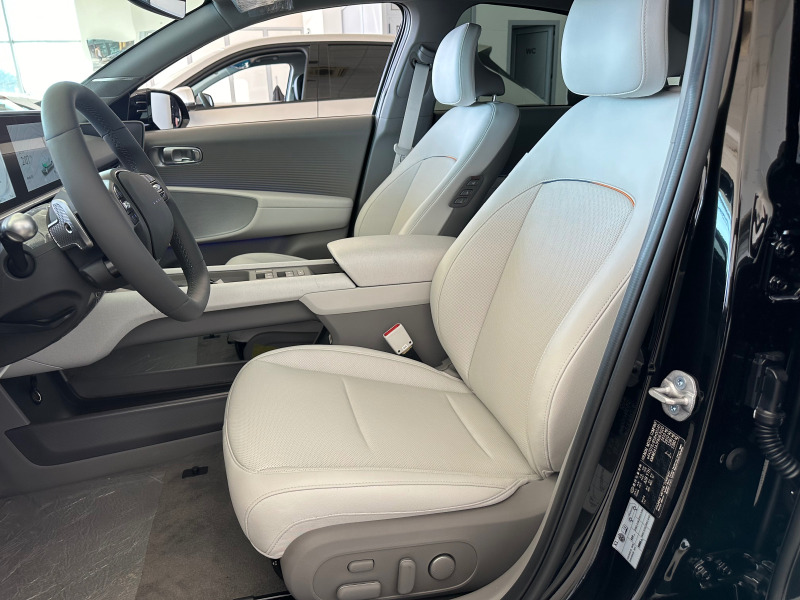 Hyundai Ioniq 6 77.4 кВтч Premium , снимка 13 - Автомобили и джипове - 44065502