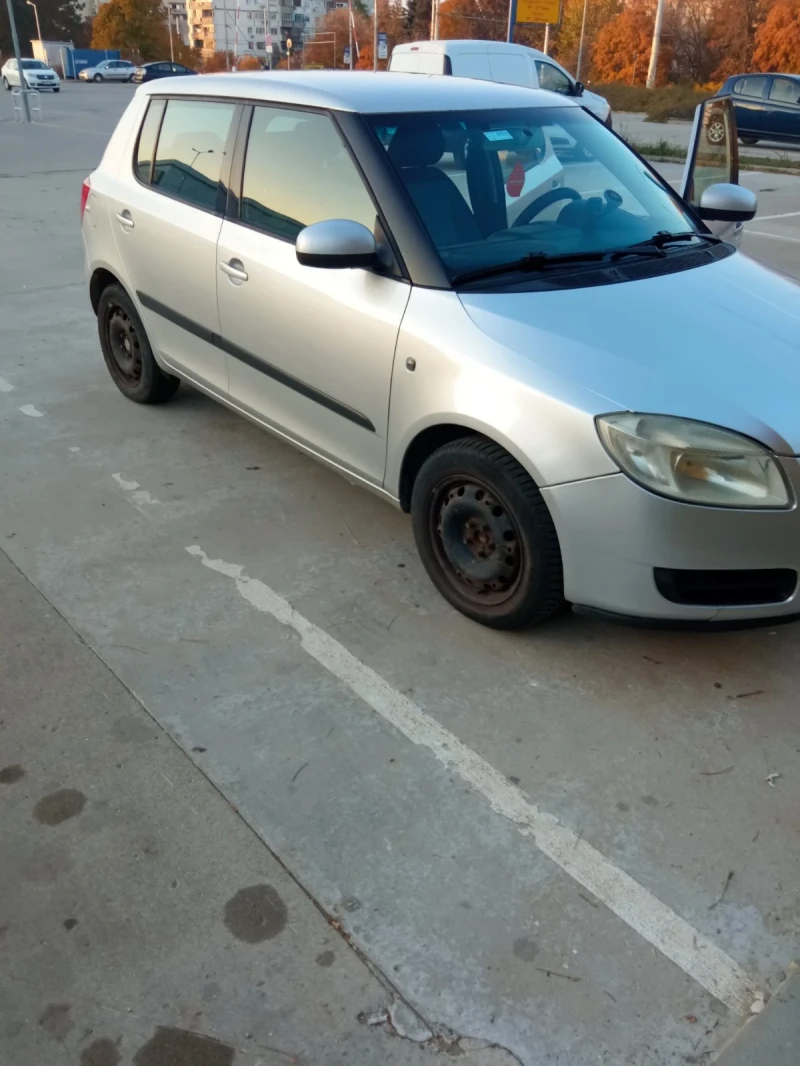 Skoda Fabia, снимка 8 - Автомобили и джипове - 47811963