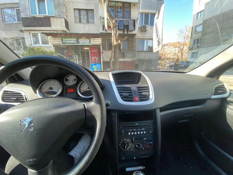 Peugeot 207 1, 4, снимка 5 - Автомобили и джипове - 49271419