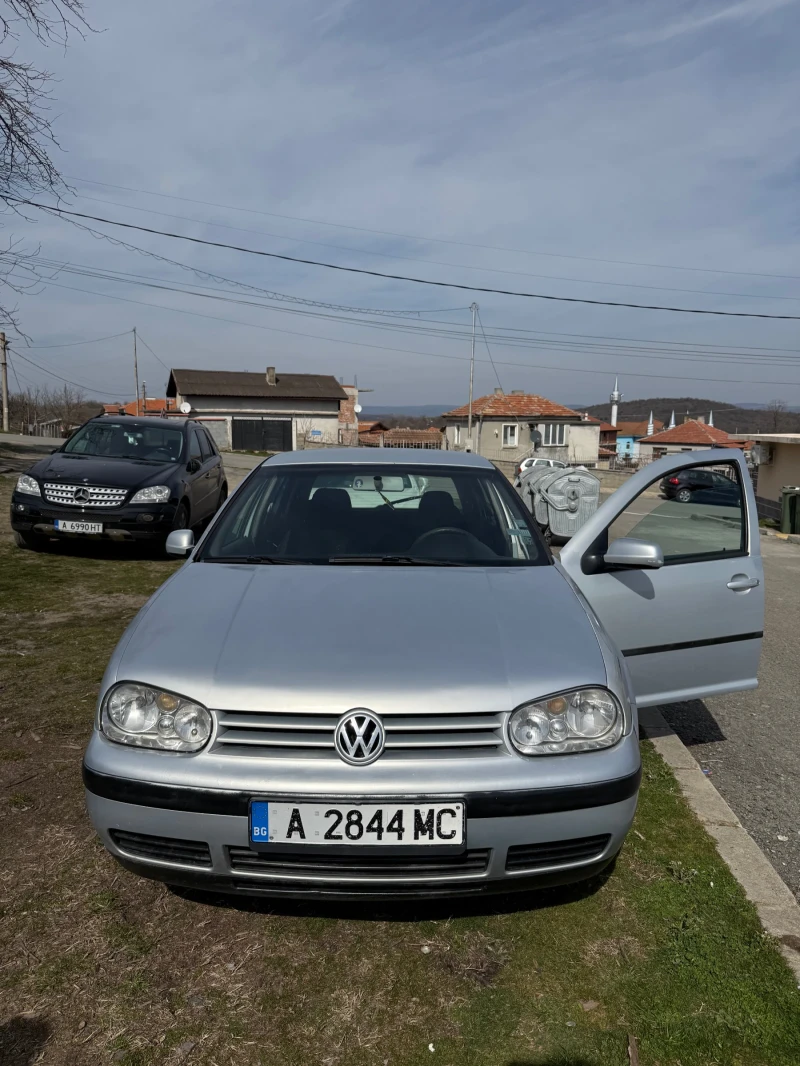 VW Golf, снимка 5 - Автомобили и джипове - 49448068