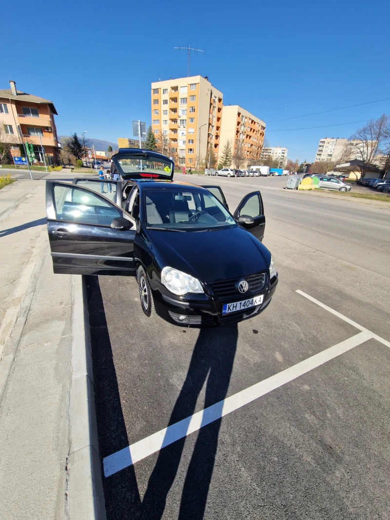 VW Polo, снимка 4 - Автомобили и джипове - 49587885