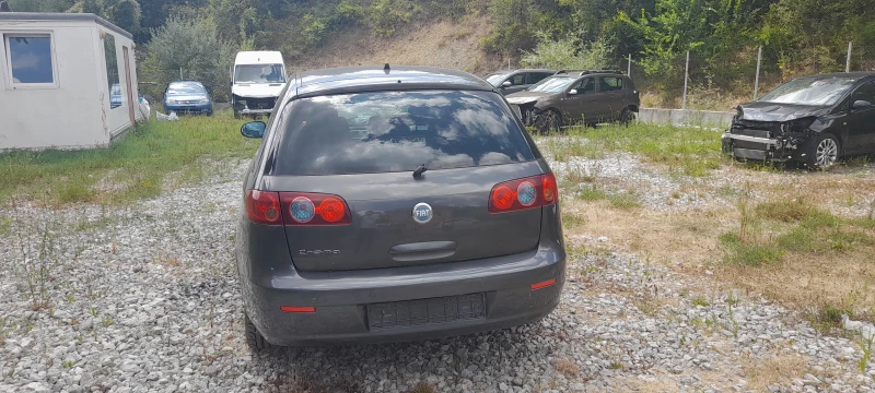 Fiat Croma 2.4JTD, снимка 5 - Автомобили и джипове - 51590087