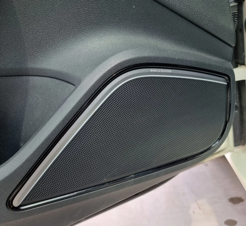 Audi A3 2.0TDI 150к.с. S-line, снимка 12 - Автомобили и джипове - 52191893