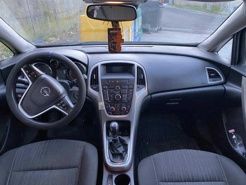Opel Astra 1.7, снимка 4 - Автомобили и джипове - 52425050