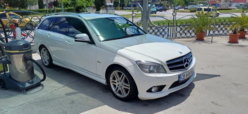 Mercedes-Benz C 220 AMG SPORT + , снимка 3 - Автомобили и джипове - 52565032