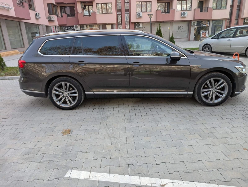 VW Passat 2.0TDI 190кс.* 4x4* Дистроник* 360 * Обдухване, снимка 4 - Автомобили и джипове - 52654437