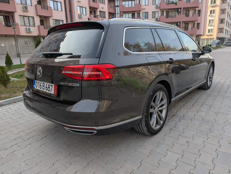 VW Passat 2.0TDI 190кс.* 4x4* Дистроник* 360 * Обдухване, снимка 7 - Автомобили и джипове - 52654437