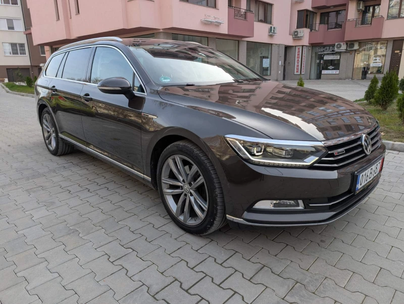VW Passat 2.0TDI 190кс.* 4x4* Дистроник* 360 * Обдухване, снимка 2 - Автомобили и джипове - 52654437