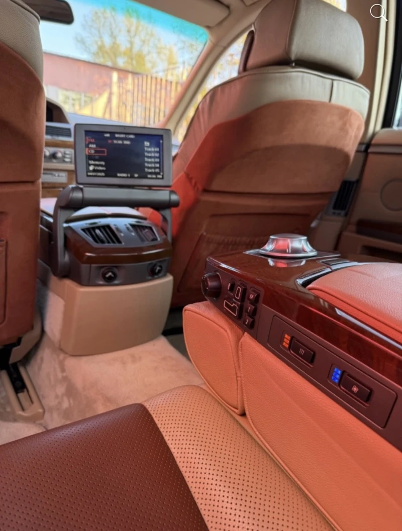 BMW 745, снимка 6 - Автомобили и джипове - 52842879