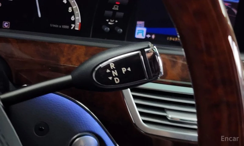 Mercedes-Benz S 550, снимка 9 - Автомобили и джипове - 52995184