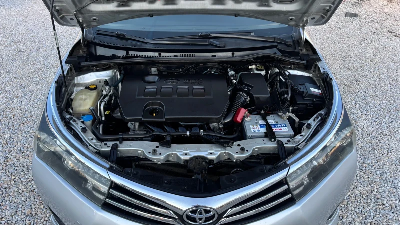 Toyota Verso Бензин Газ, снимка 10 - Автомобили и джипове - 53120765