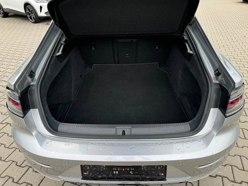 VW Arteon 2.0TDI/200HP/R-LINE/PANO/CAM/DSG/ACC/LED/895v, снимка 7 - Автомобили и джипове - 53339928