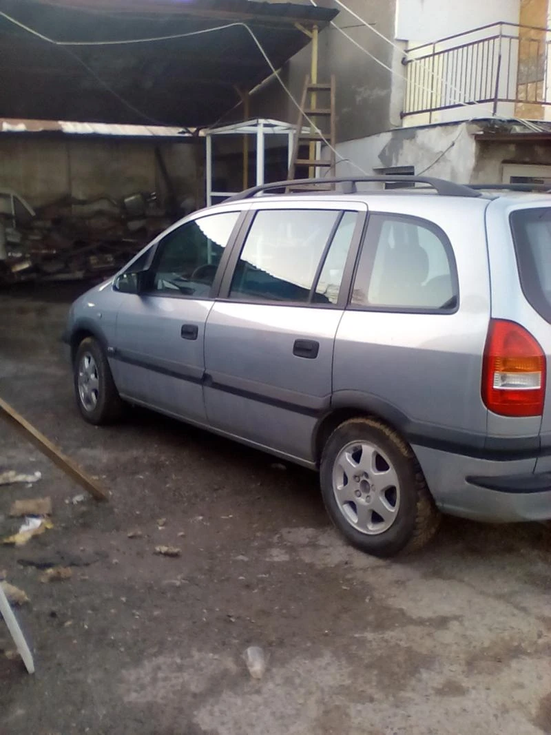 Opel Zafira 1.8I, снимка 5 - Автомобили и джипове - 31920829