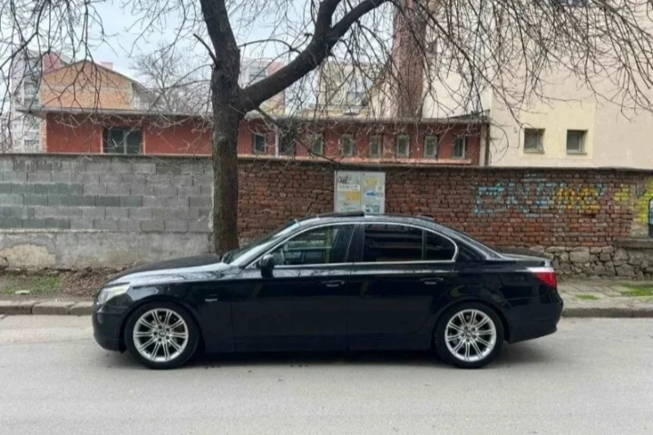 BMW 523, снимка 3 - Автомобили и джипове - 47676434