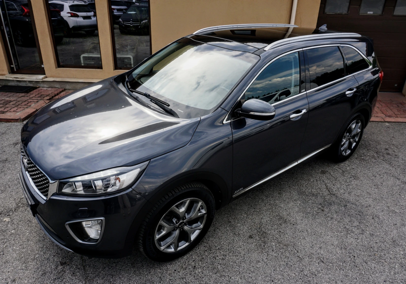 Kia Sorento 2.2CRDI REBEL 4X4 AUTO, снимка 1