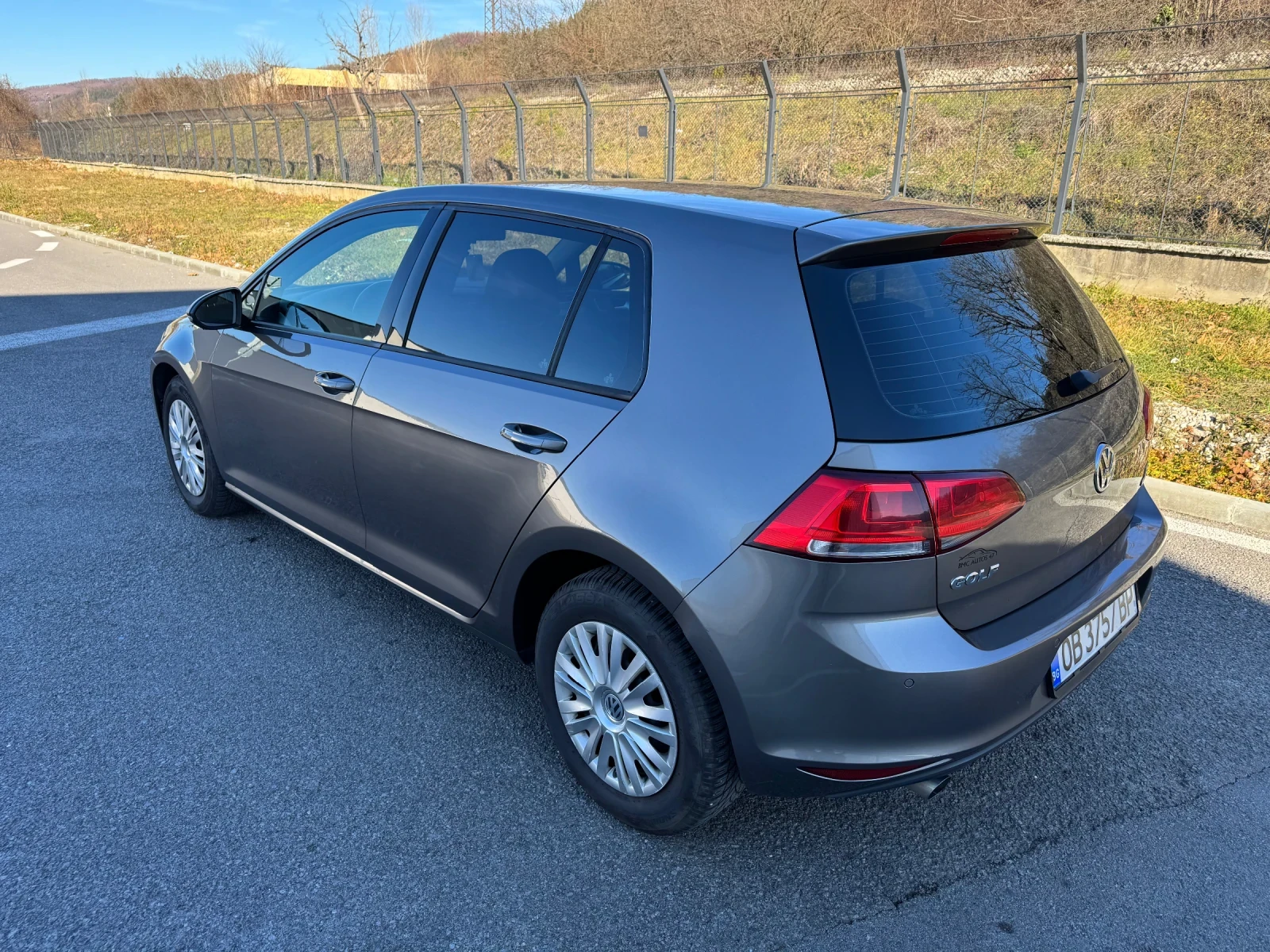 VW Golf 1.6 TDI Bluemotion  - изображение 5