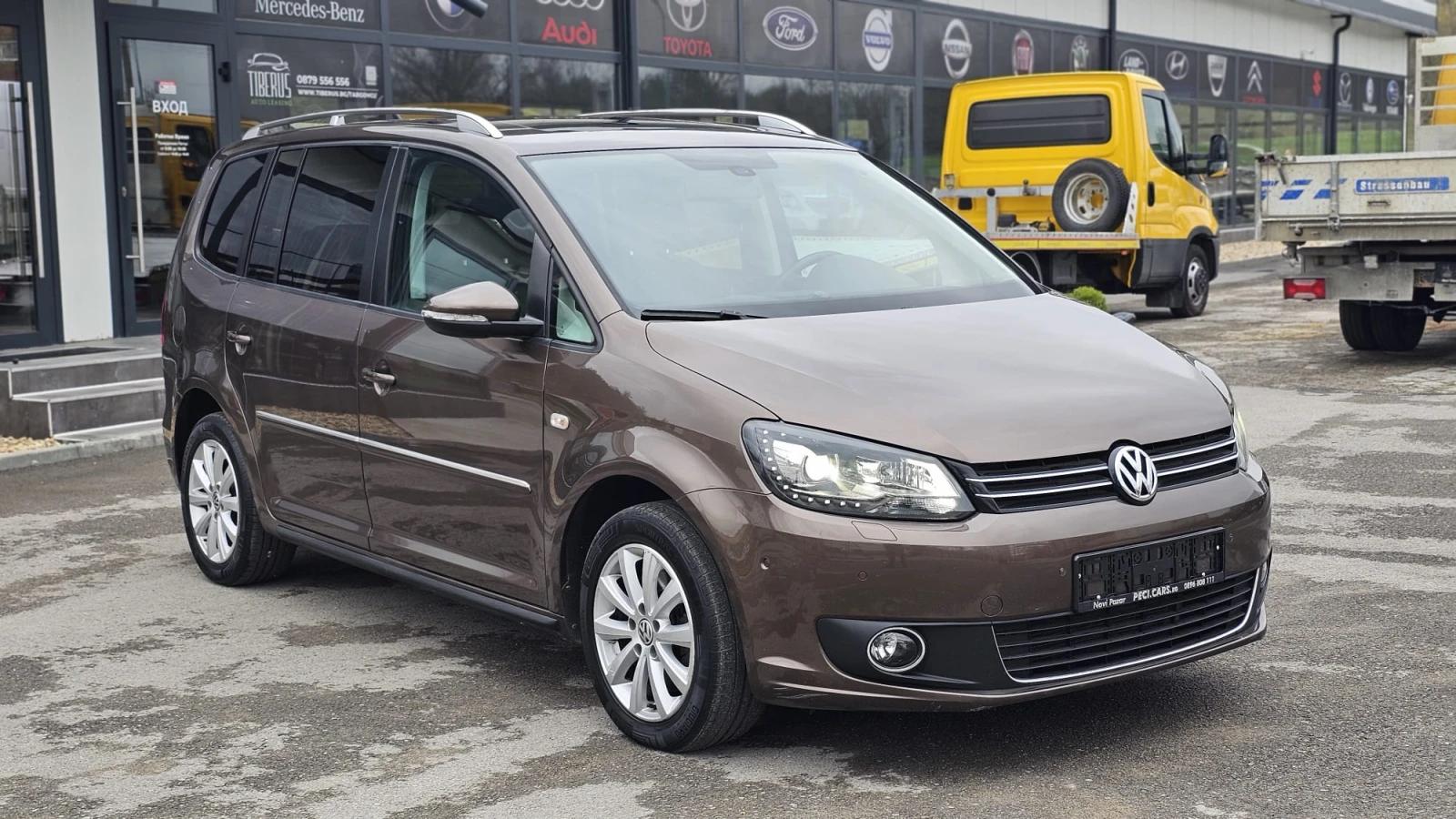 VW Touran 2.0TDi DSG 6SP-ПАНОРАМА-КАМЕРА-ТОП СЪСТ.-ЛИЗИНГ | Mobile.bg — изображение 1