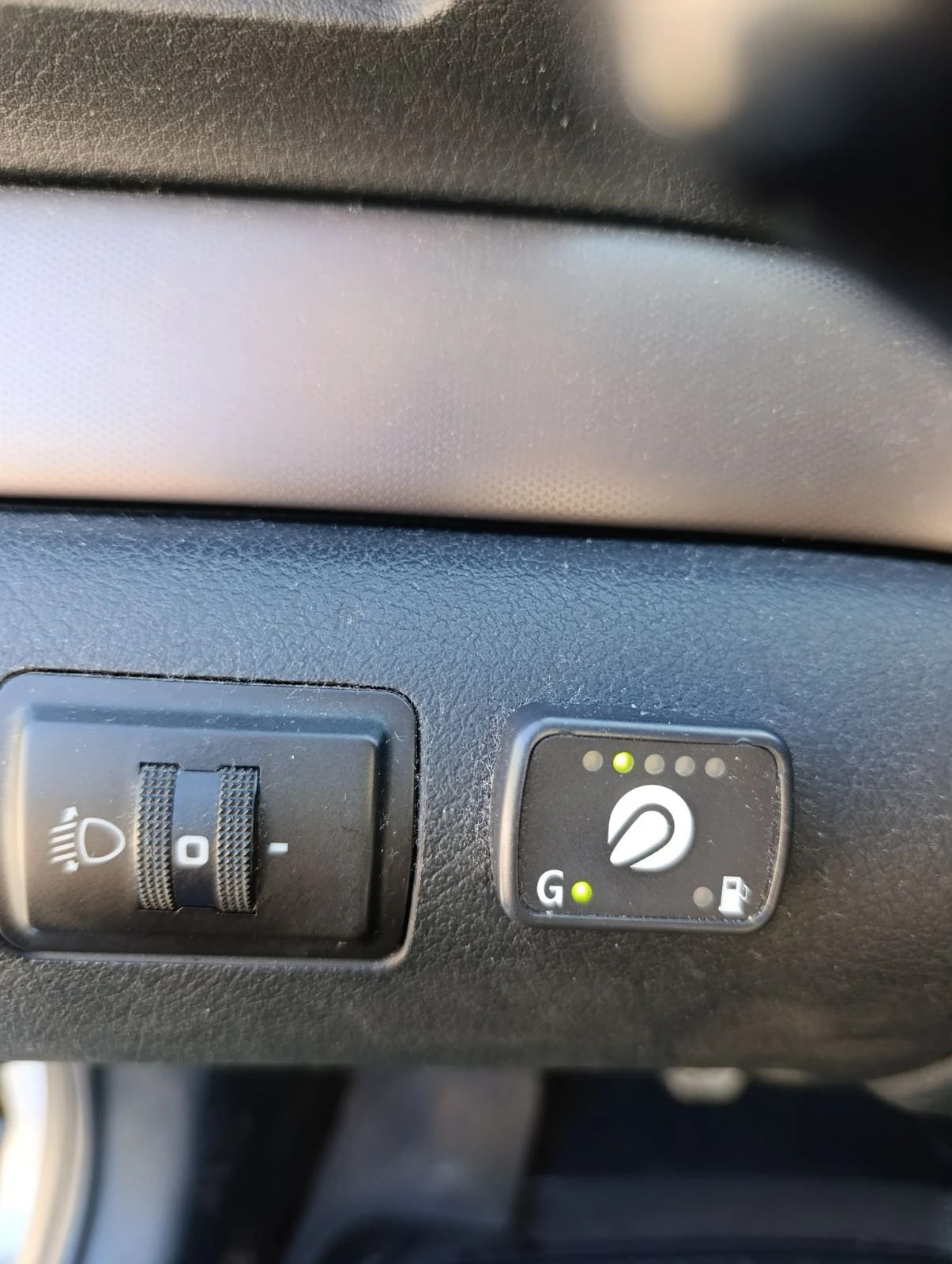 Audi A4 1.6 - изображение 6
